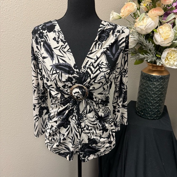 Cato Tops - Cato Black White Floral Ring Front V-Neck 3/4 Sleeve Blouse L